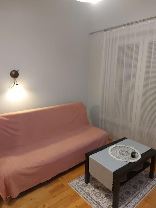Homelyapartment Krasków Εξωτερικό φωτογραφία