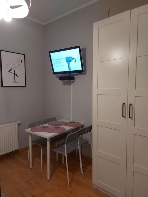 Homelyapartment Krasków Εξωτερικό φωτογραφία